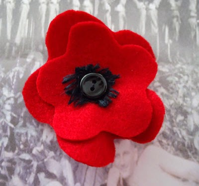 Anzac Day crafts - felt poppy pin